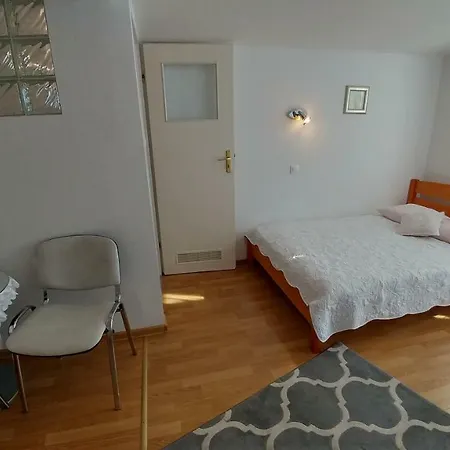 Quarto em Acomodações Particulares Grabowska *